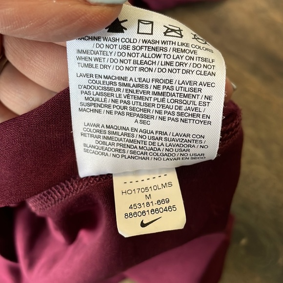 Nike top - Picture 8 of 12